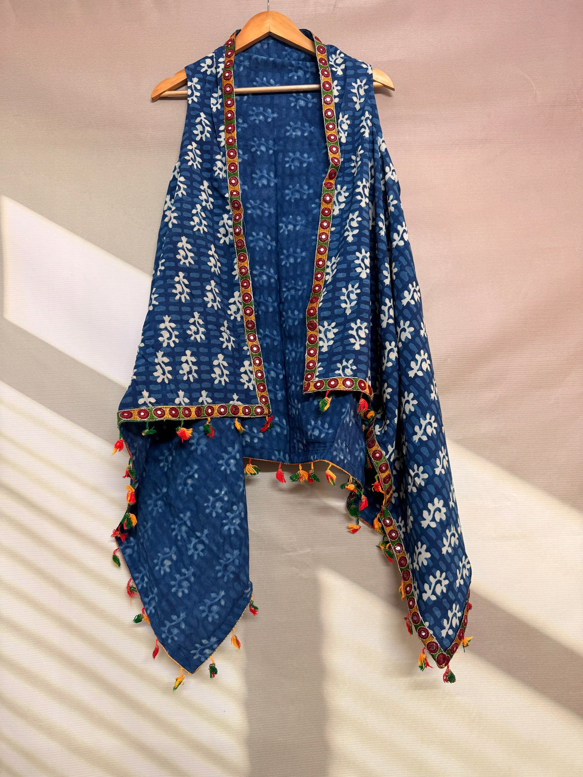 Indigi Blockprint Soft Cotton Tassel Shrug