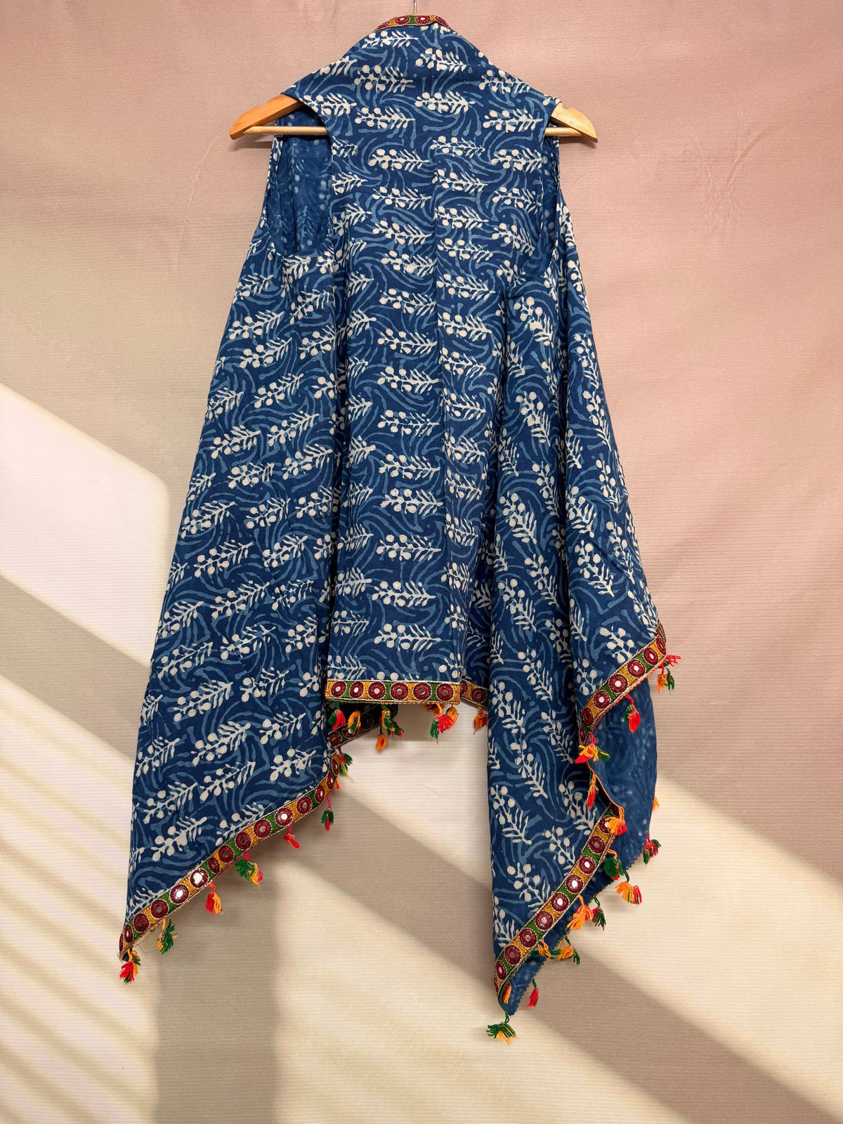 Indigi Blockprint Soft Cotton Tassel Shrug