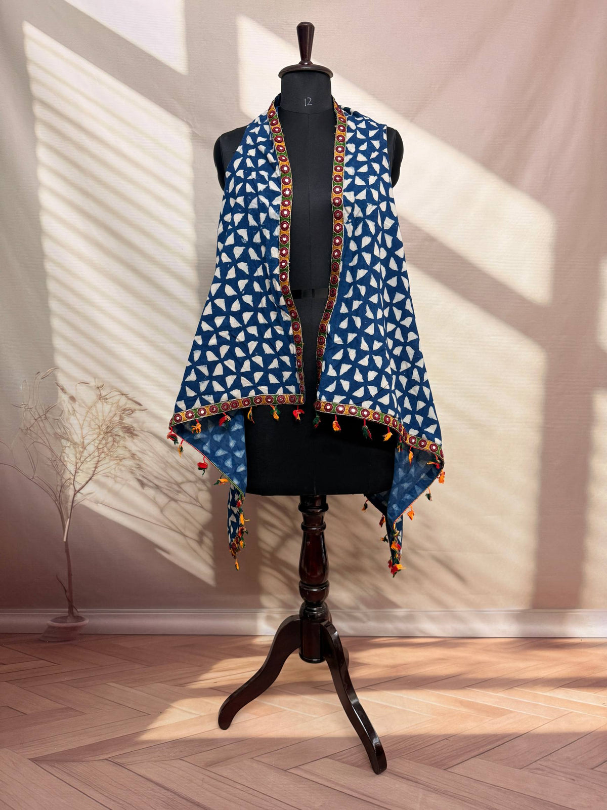 Indigi Blockprint Soft Cotton Tassel Shrug
