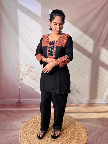 Bella Plain Ajarakh Yoke Mirror Short Top