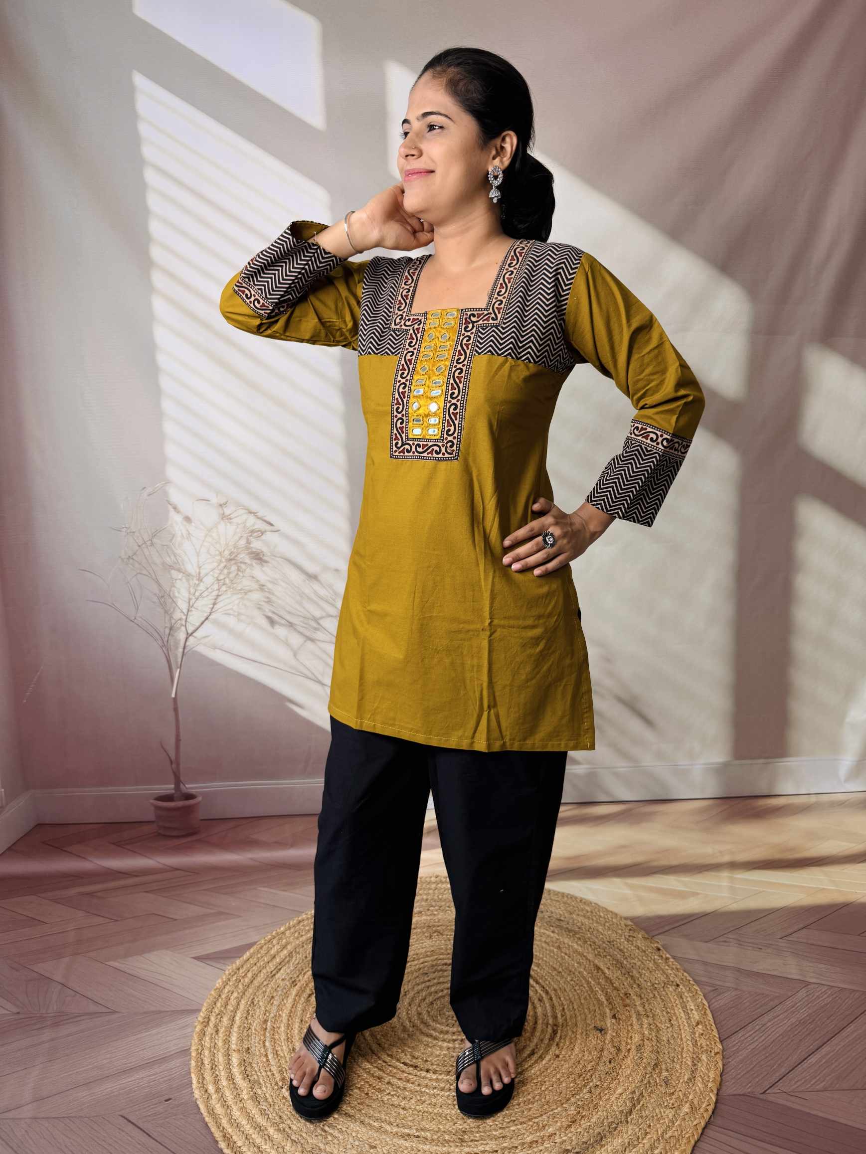 Bella Plain Ajarakh Yoke Mirror Short Top