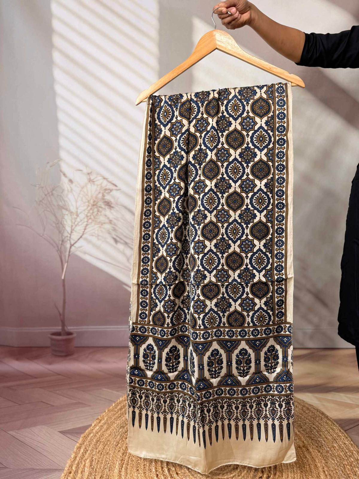 Ajarakh Modal stoles