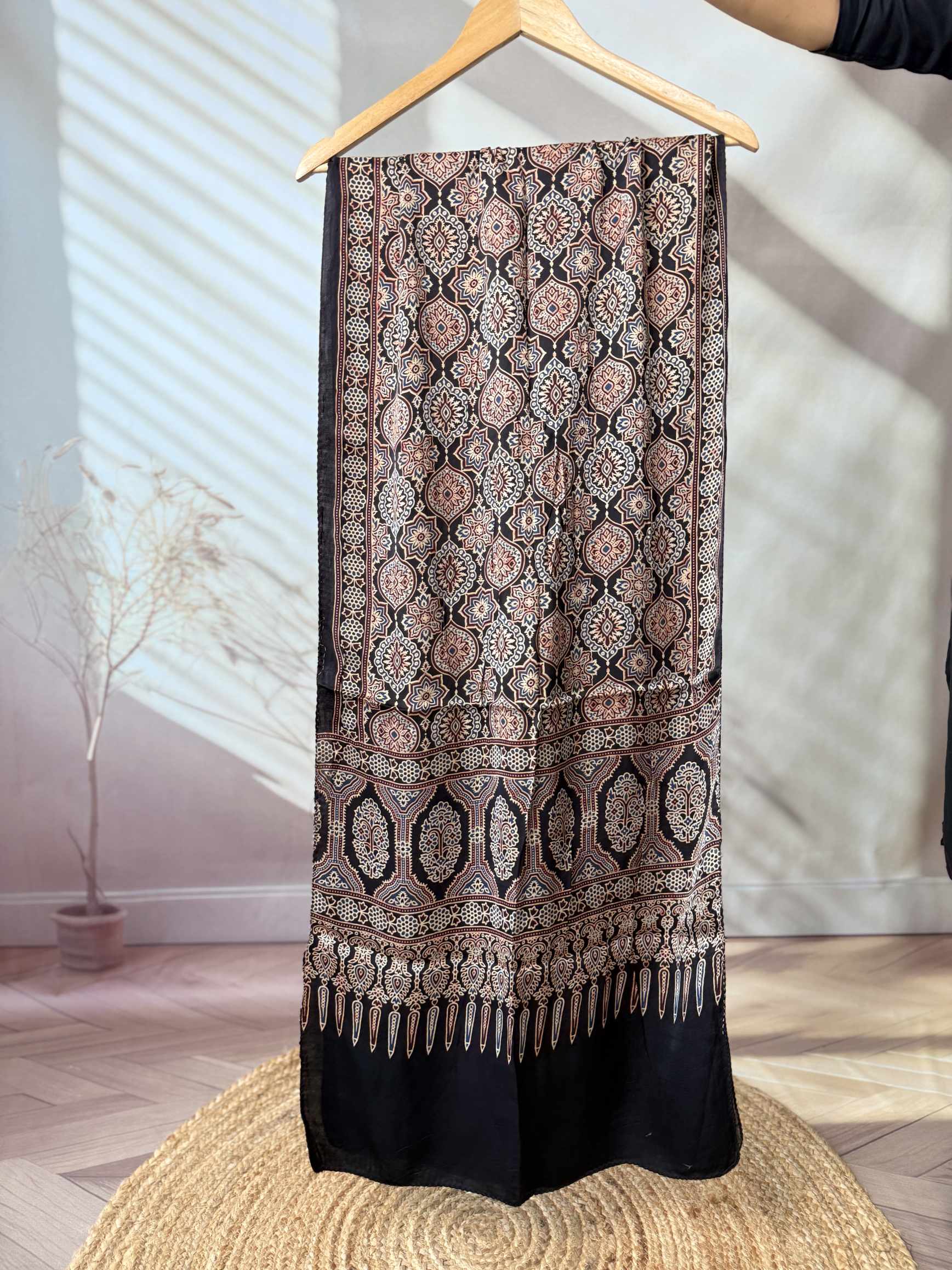 Ajarakh Modal stoles
