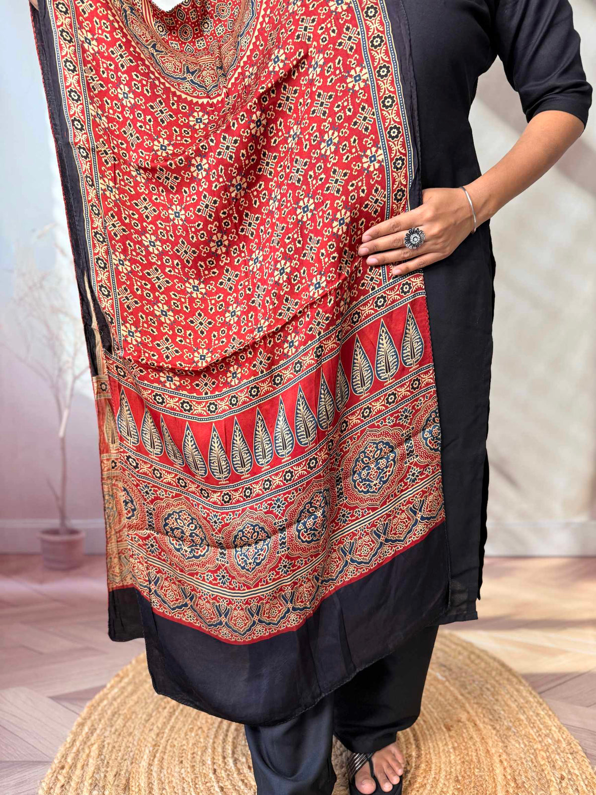 Ajarakh Modal stoles