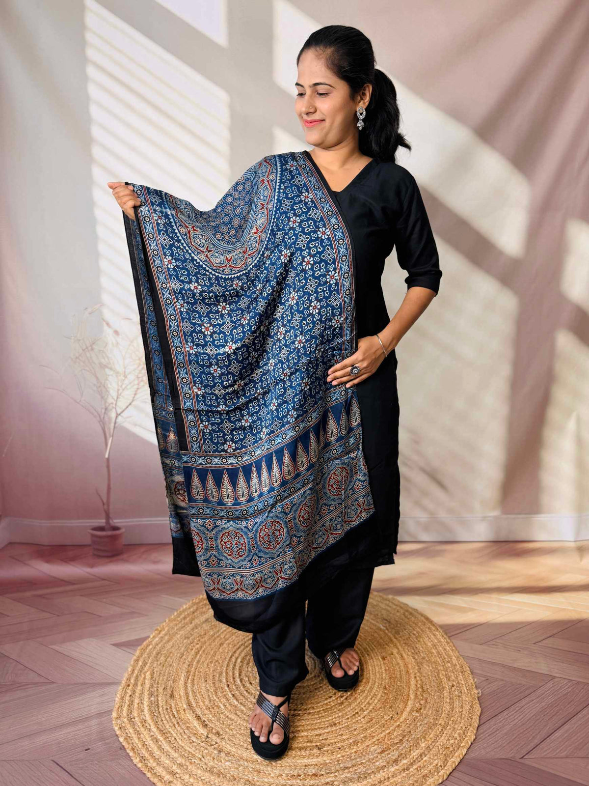 Ajarakh Modal stoles