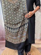 Ajarakh Modal stoles