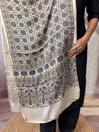Ajarakh Modal stoles