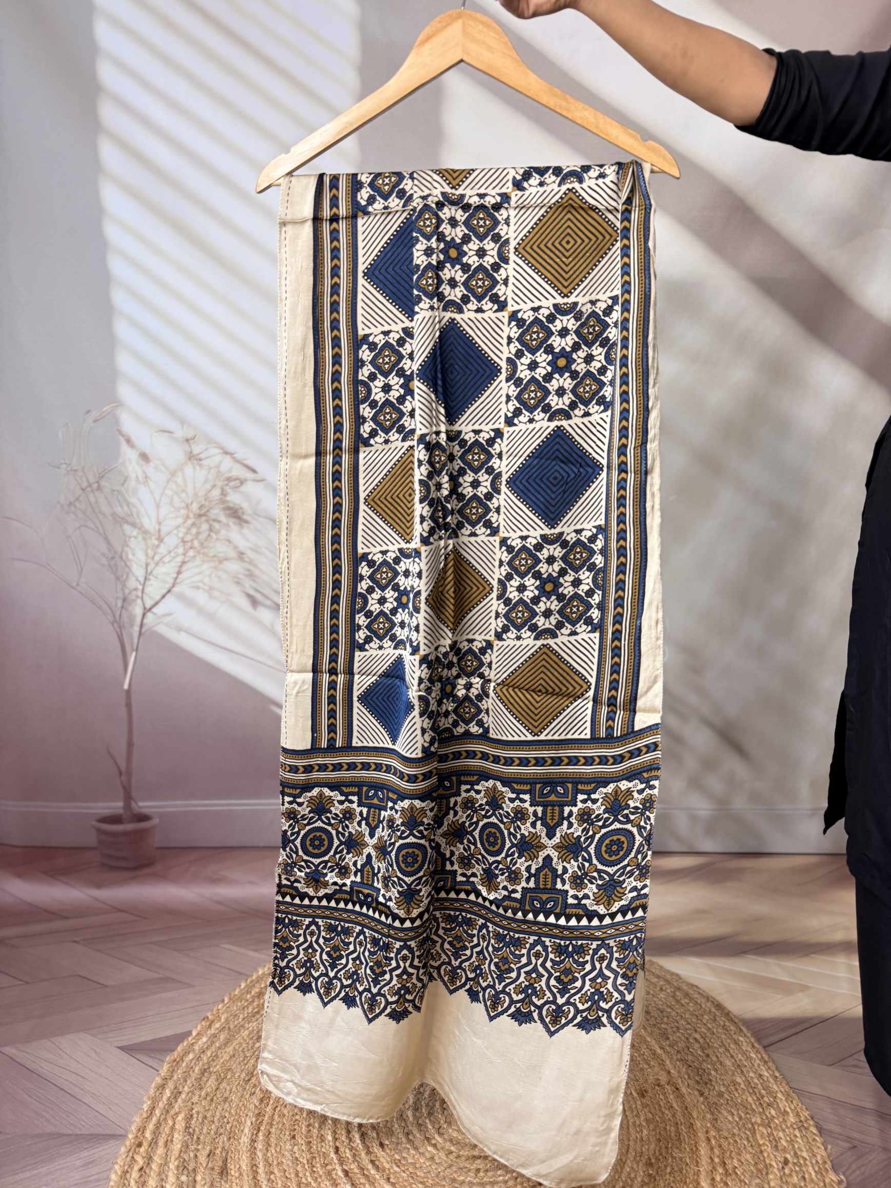 Ajarakh Modal stoles