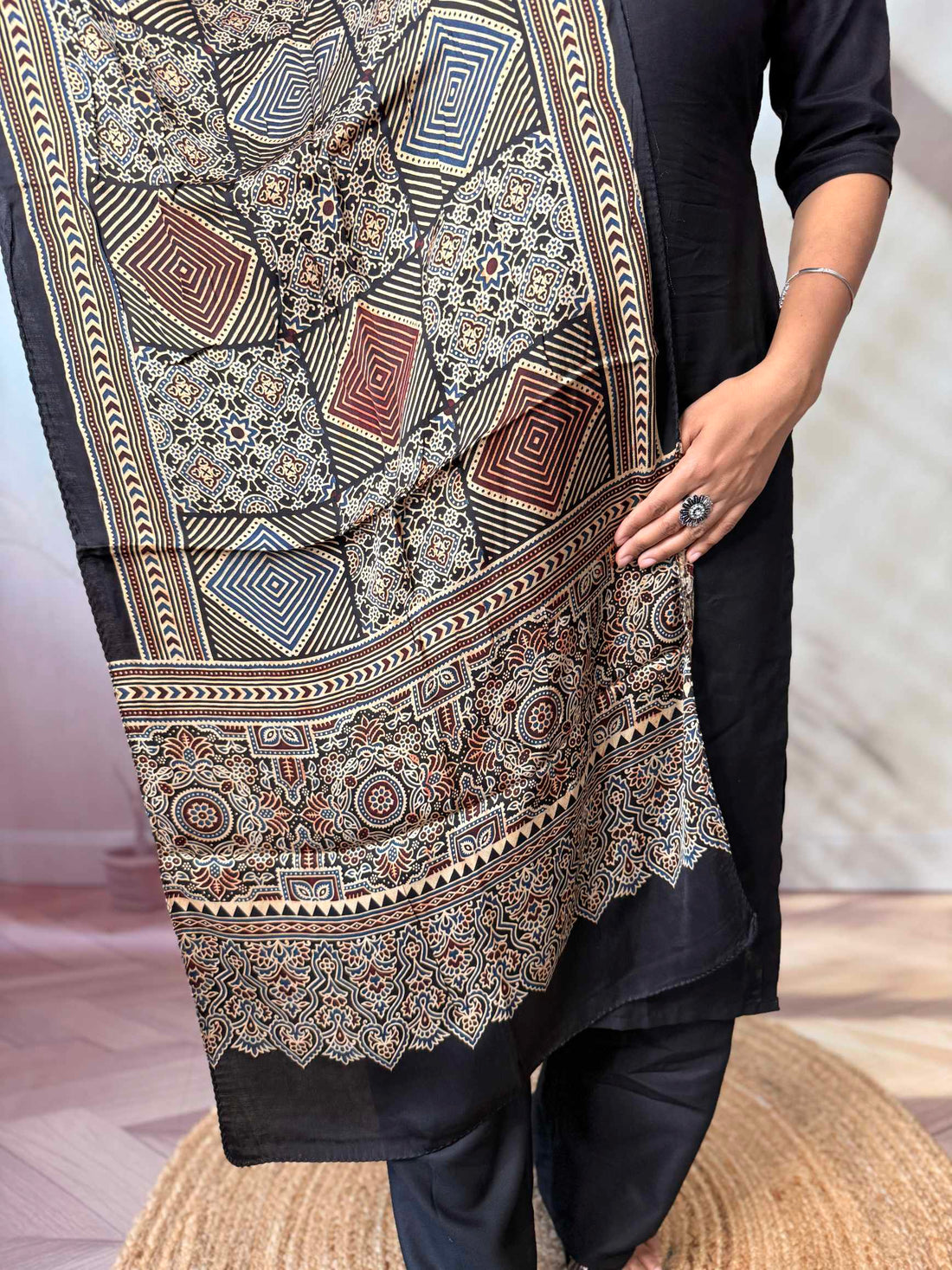 Ajarakh Modal stoles