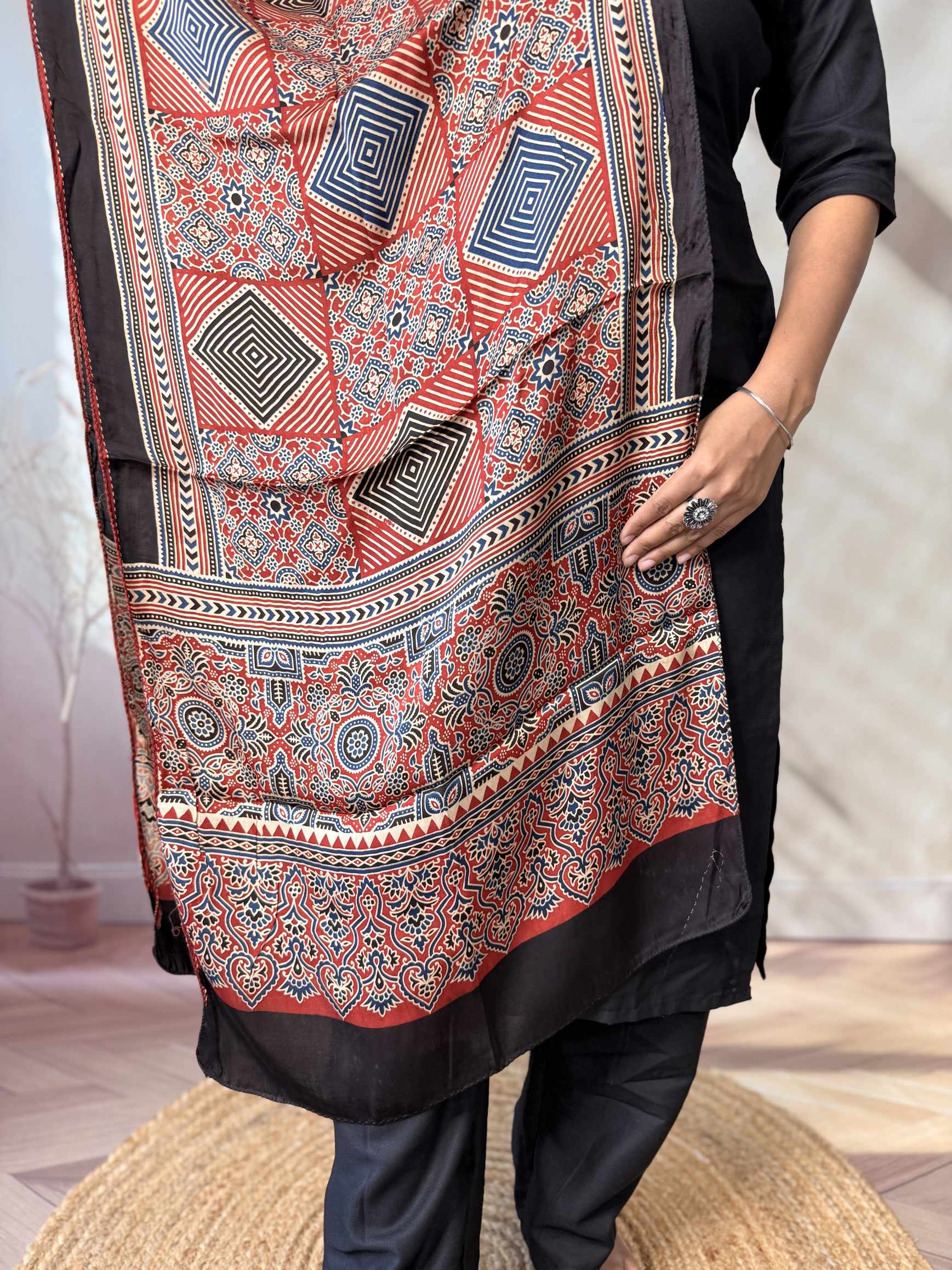 Ajarakh Modal stoles