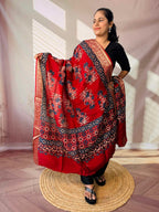 Ajarakh Dola Jari Dupatta