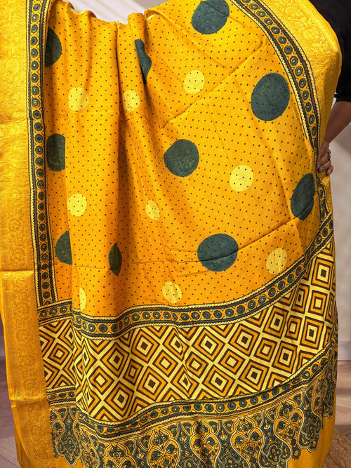 Ajarakh Dola Jari Dupatta