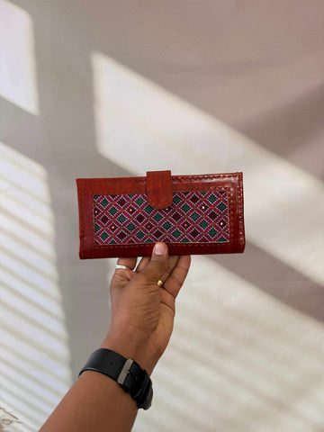 Brown Jat Embroidered Flap Leather Wallet