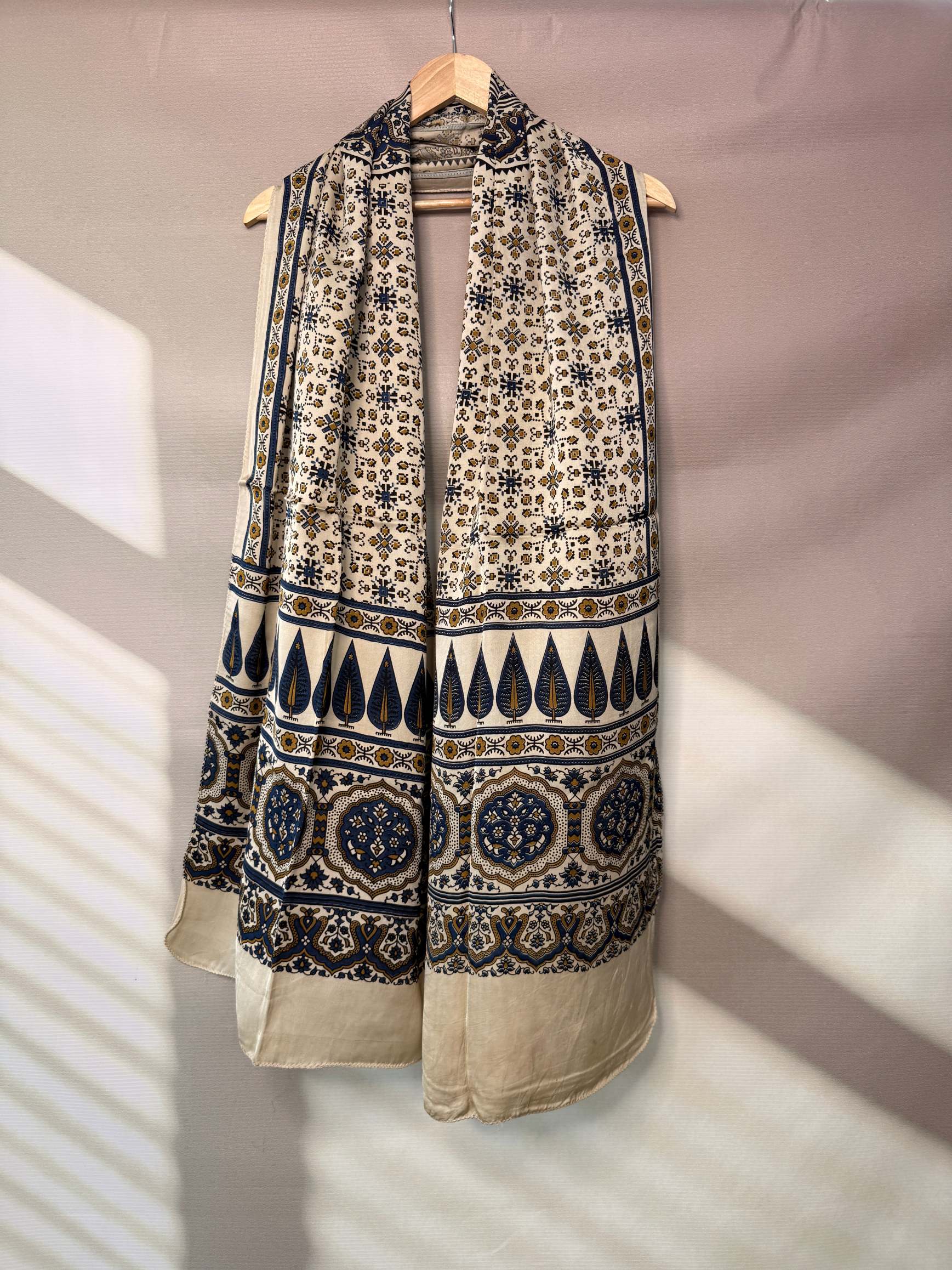 Ajarakh Modal stoles