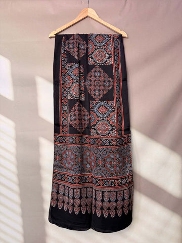 Ajarakh Modal stoles