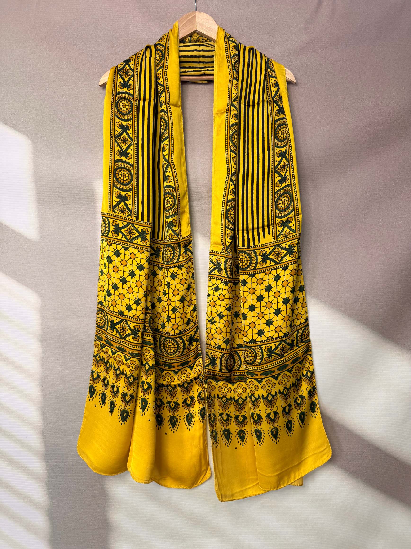 Ajarakh Modal stoles