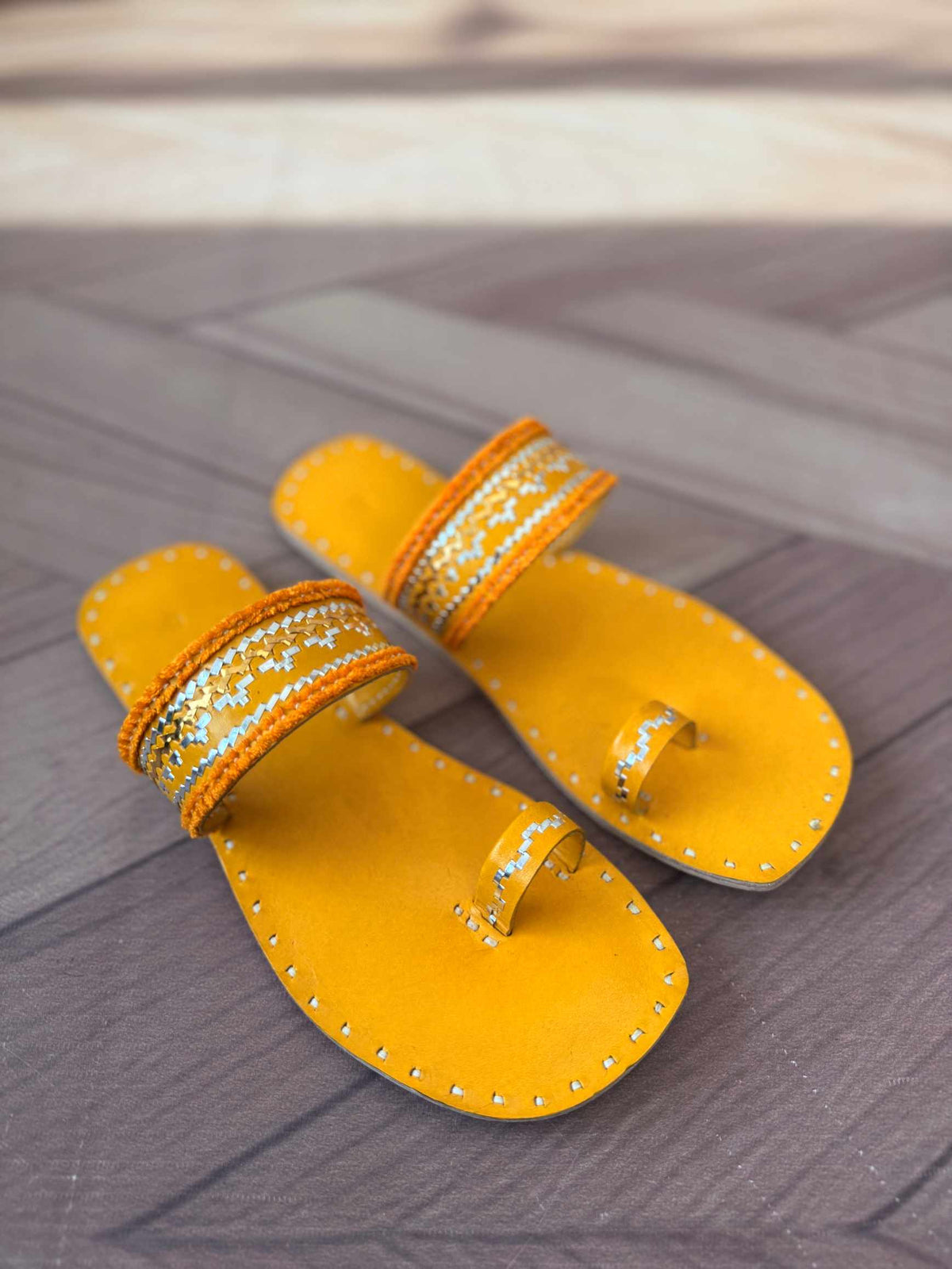 Kutch Handcrafted Leather Jutti/Champal