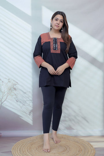 Bella Plain Ajarakh Yoke Mirror Short Top
