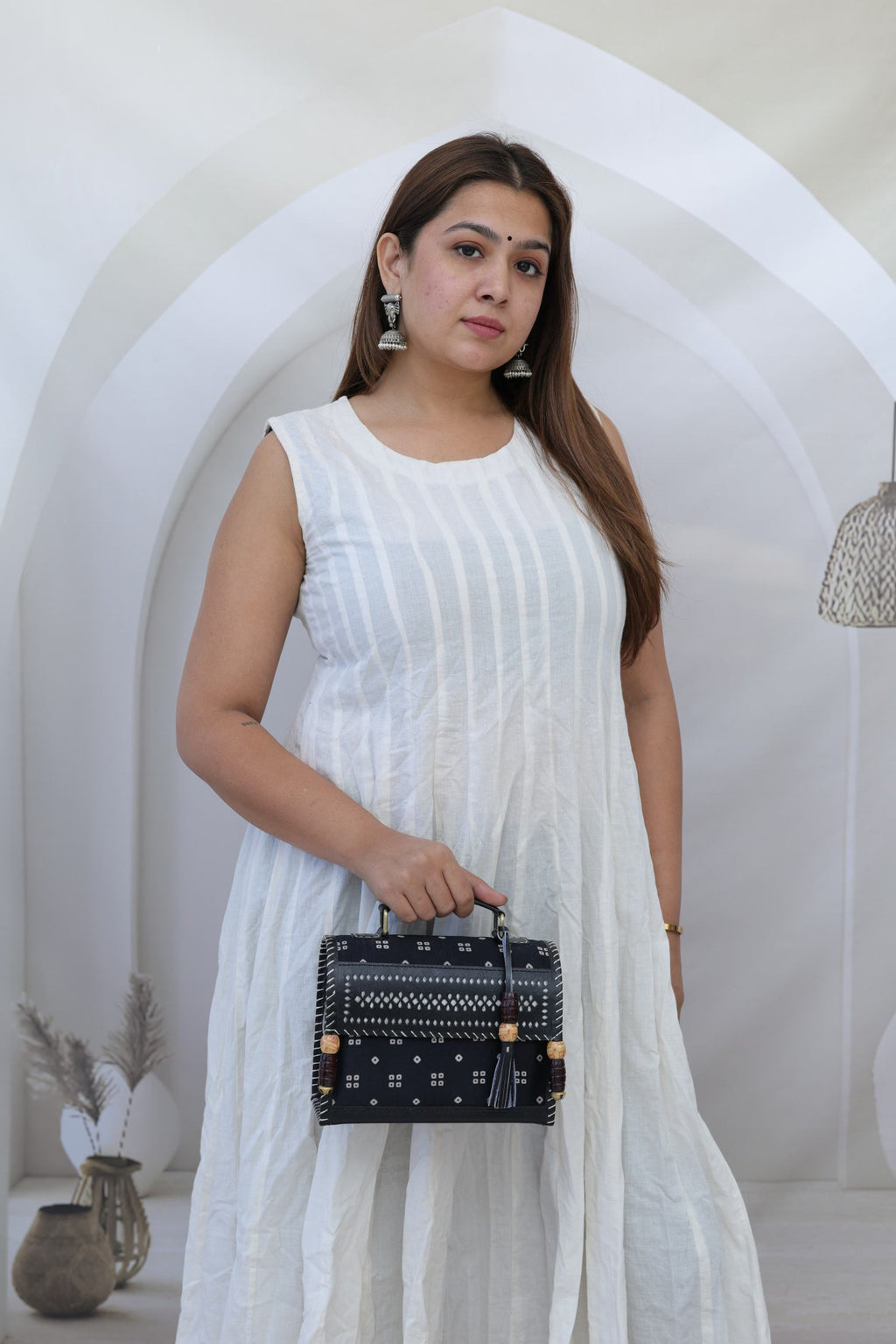 Black Bandhej Hut - The Sling