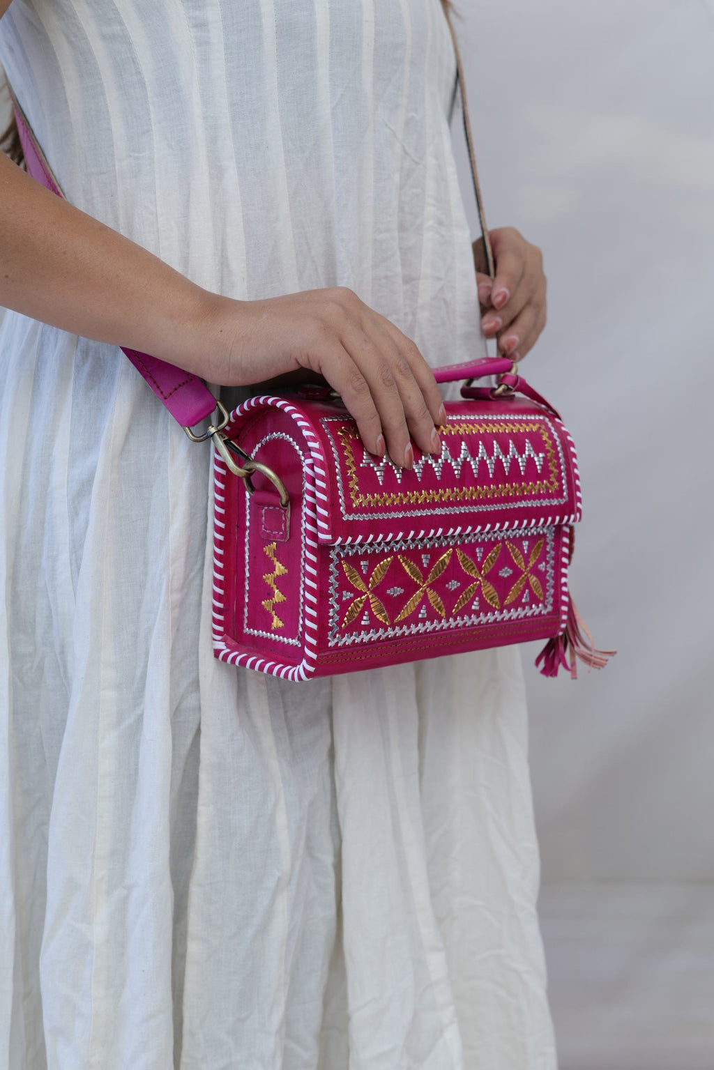 Kutchhi Pink Jari Hut - The Sling